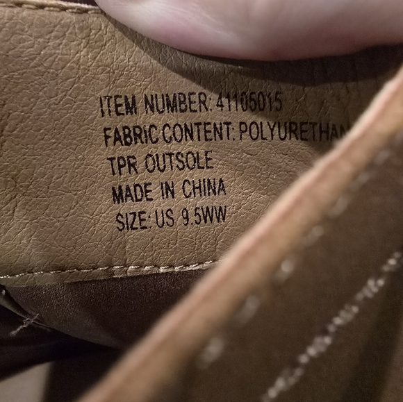 Torrid 9.5WW Platform Wedge Bootie - Picture 5 of 5